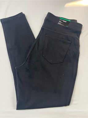 Women's Black Straight-Leg high-rise legging pants size 12. Storm pack 1124